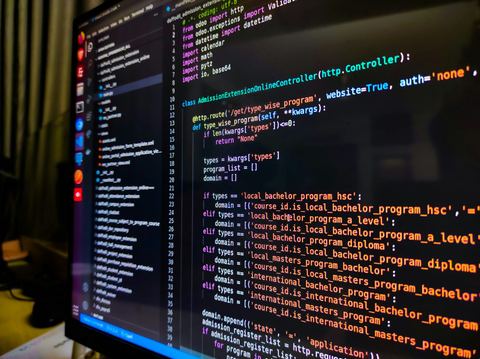 The Story Behind Angoer — From Self-Taught Code to E-Commerce