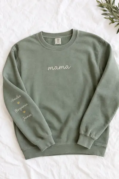 Personalized Mama Sweatshirt with Kids Names — Image 7